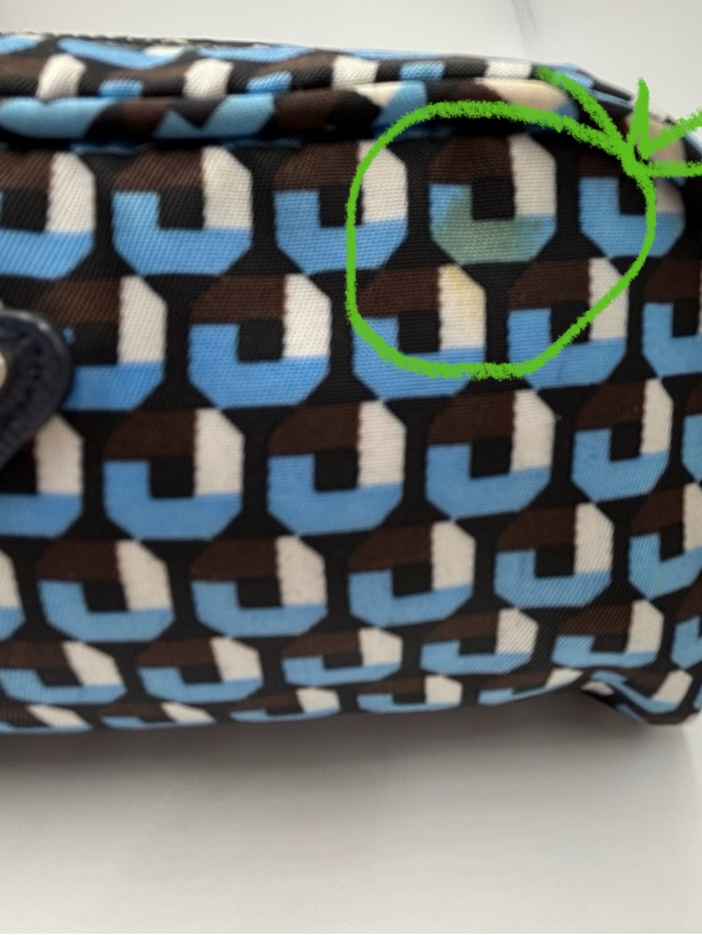 Prada Blue an White Geometric Logo Makeup Pouch - Picture 6 of 14